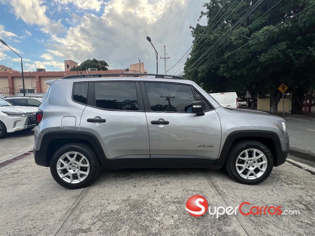 2022 Jeep Renegade Sport — foto 3 / 12
