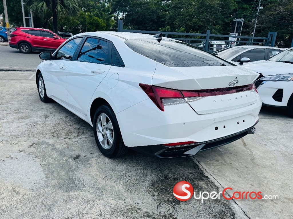 2022 Hyundai Avante LPI — foto 4 / 12
