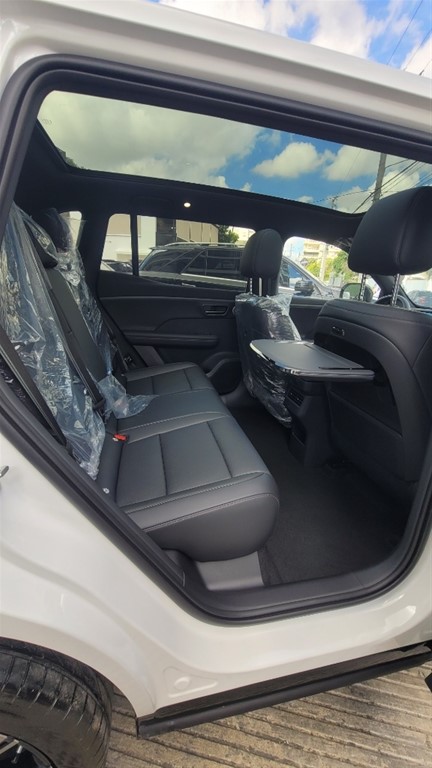2025 Toyota BZ3X — foto 4 / 12