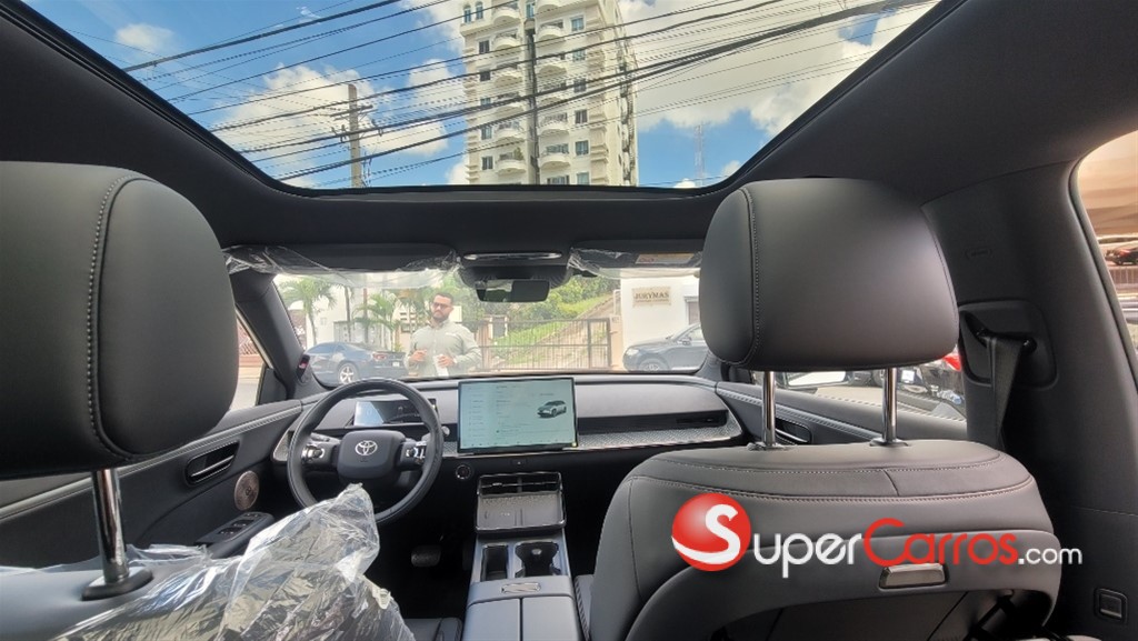 2025 Toyota BZ3X — foto 6 / 12