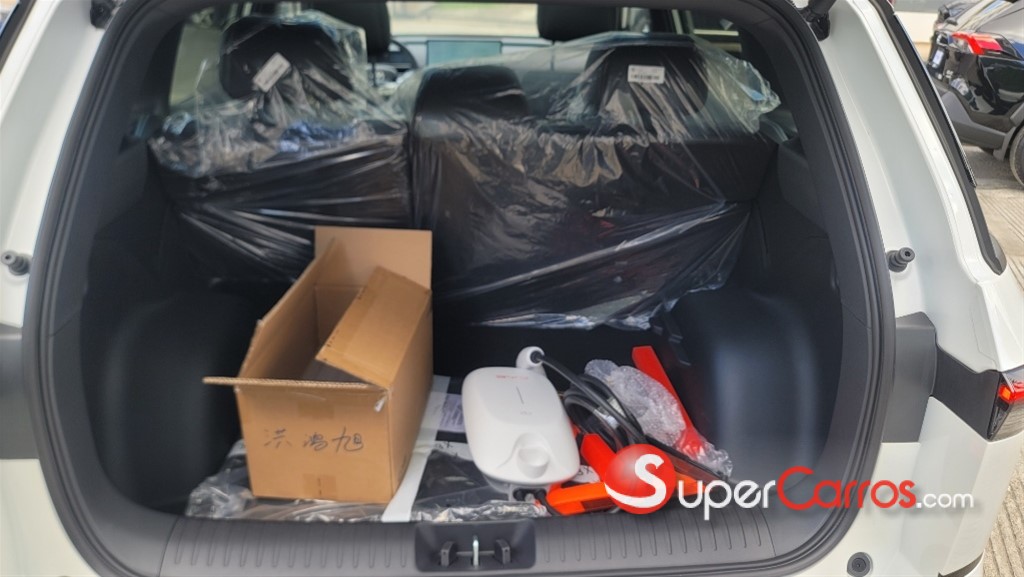 2025 Toyota BZ3X — foto 11 / 12