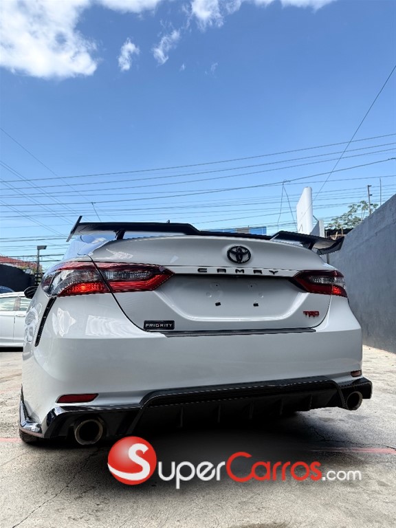 2021 Toyota Camry TRD — foto 9 / 12