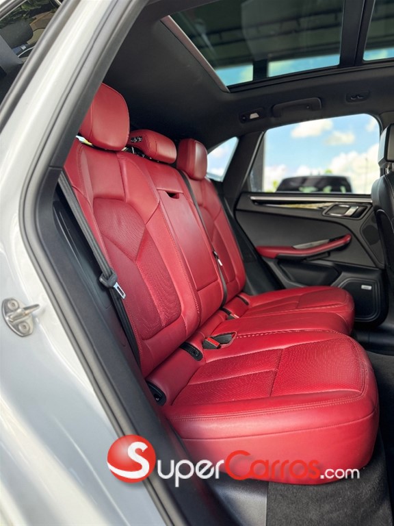 2019 Porsche Macan — foto 4 / 10