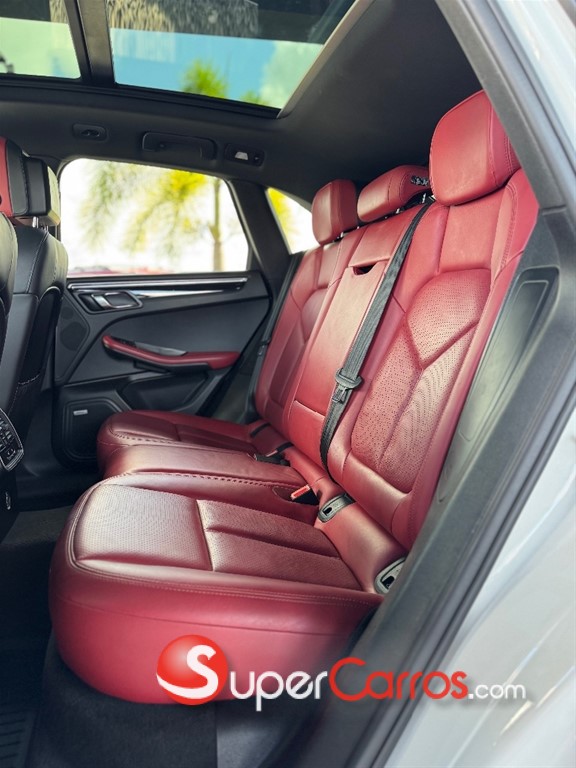 2019 Porsche Macan — foto 7 / 10