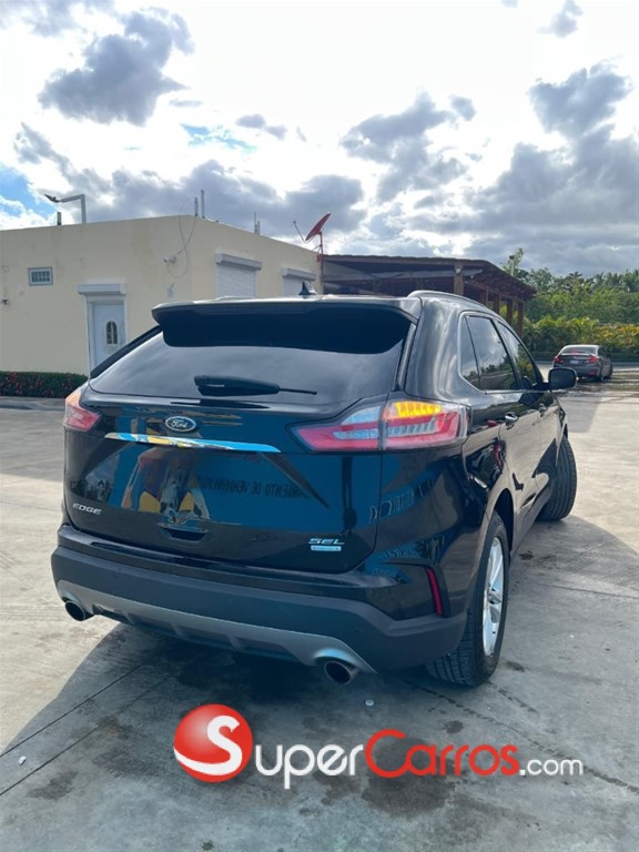 2020 Ford EDGE SEL — foto 4 / 10