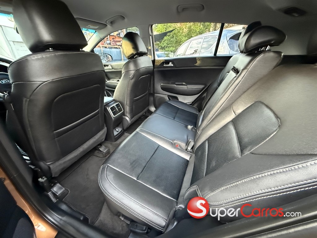 2020 Kia Sportage — foto 9 / 12