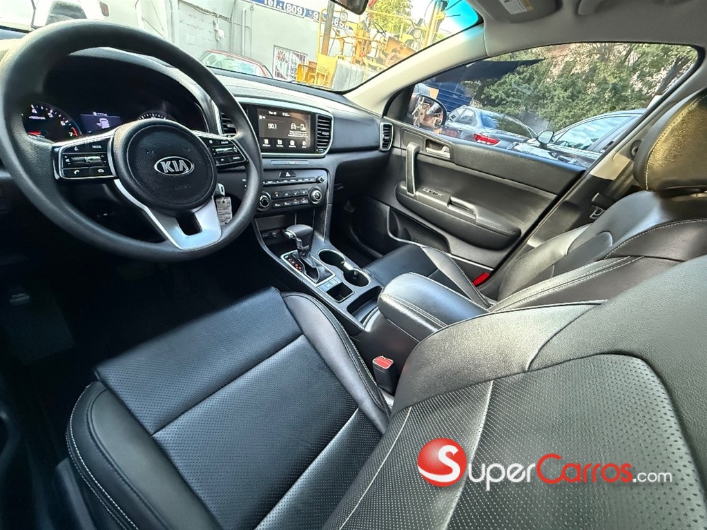 2020 Kia Sportage — foto 10 / 12