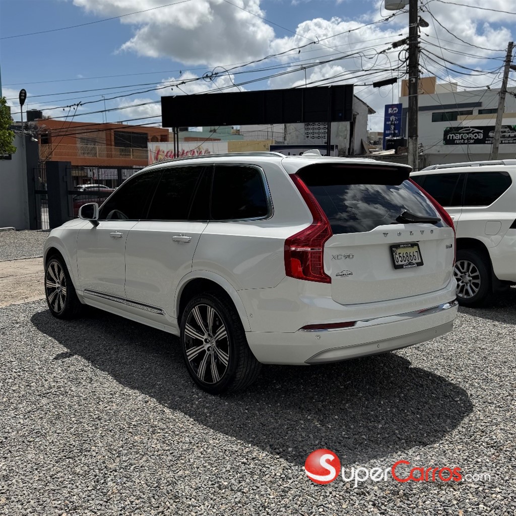 2022 Volvo XC90 B6 — foto 2 / 10