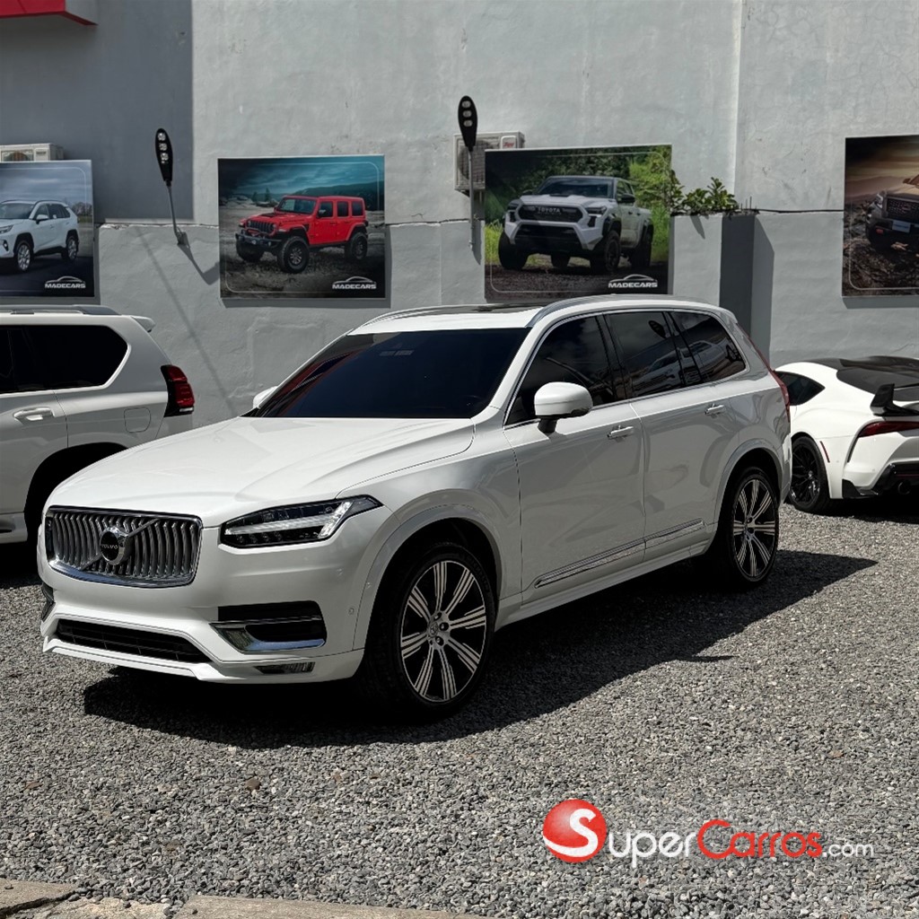 2022 Volvo XC90 B6 — foto 3 / 10