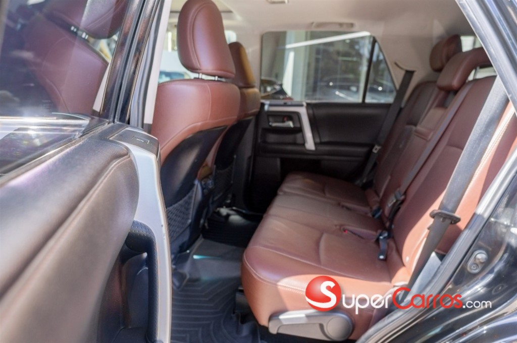2020 Toyota 4 Runner Limited — foto 4 / 10