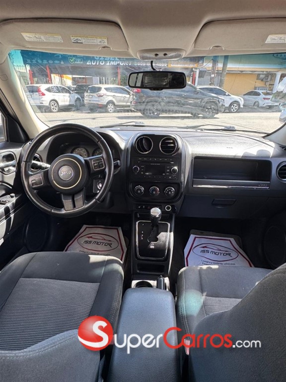 2017 Jeep Patriot Latitude — foto 8 / 10