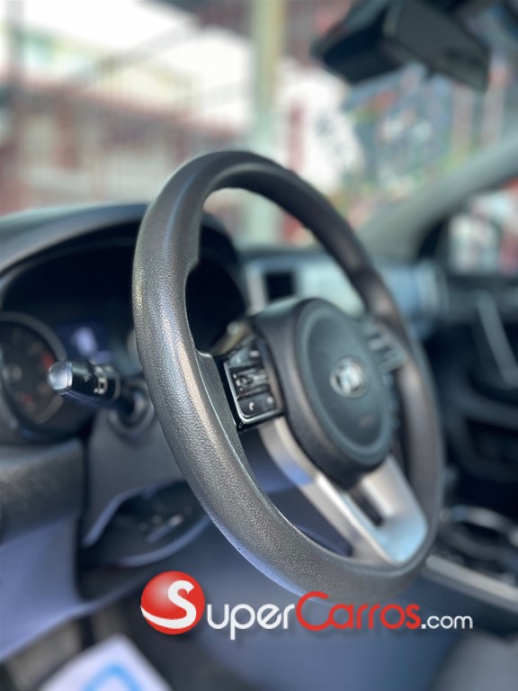 2021 Kia Sportage LX — foto 4 / 10