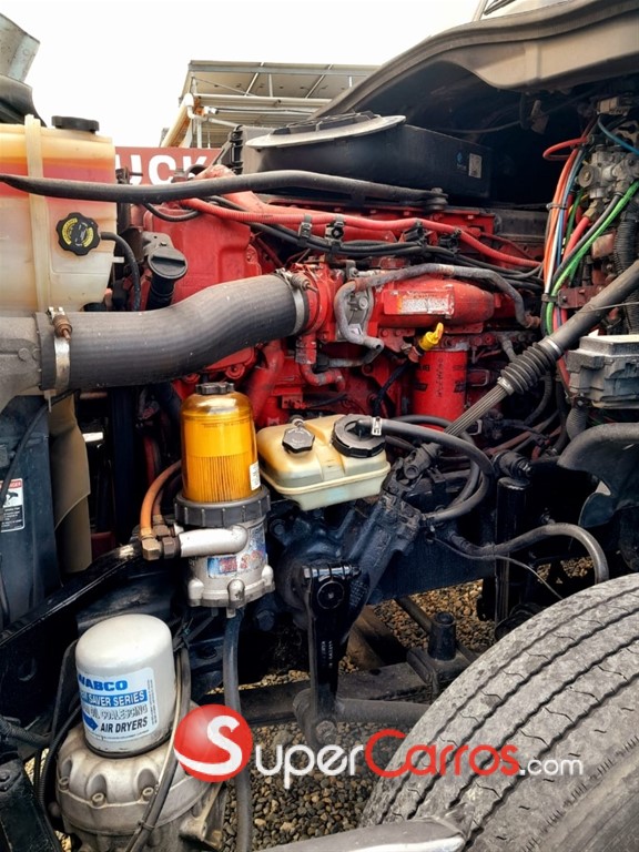 2014 Freightliner Cabezote — foto 3 / 8