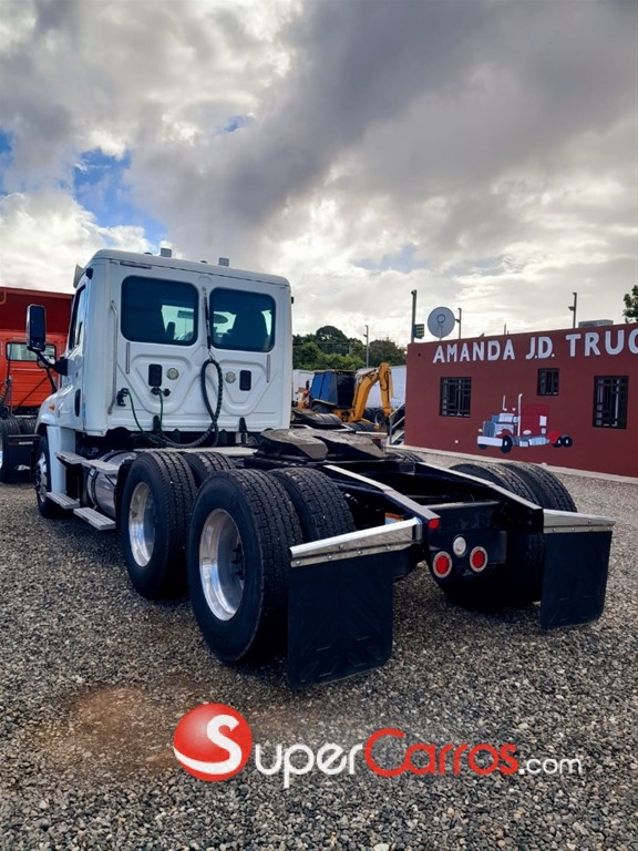 2014 Freightliner Cabezote — foto 5 / 8