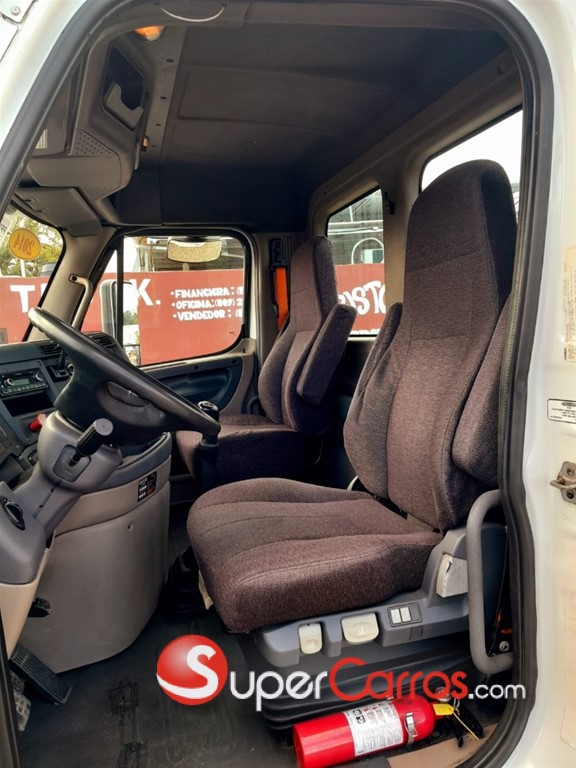 2014 Freightliner Cabezote — foto 6 / 8