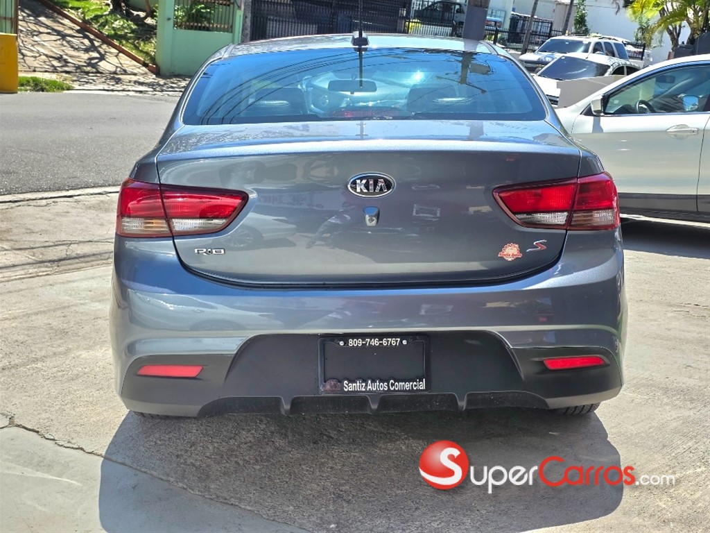 2020 Kia Rio S — foto 3 / 10