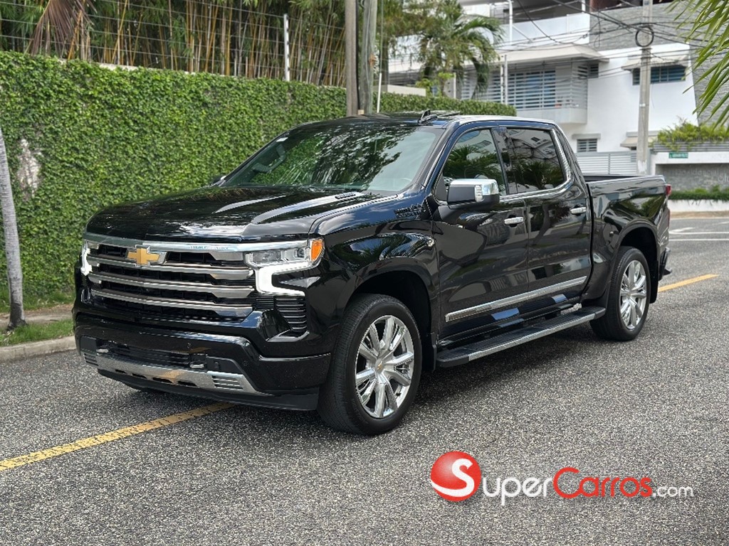 2022 Chevrolet Silverado High Country