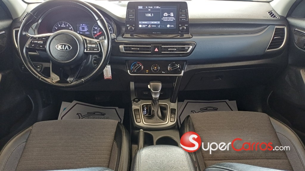 2021 Kia Seltos — foto 8 / 12