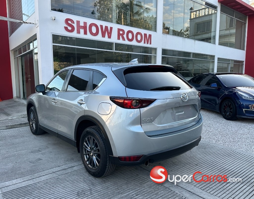 2021 Mazda CX-5 Touring — foto 4 / 9