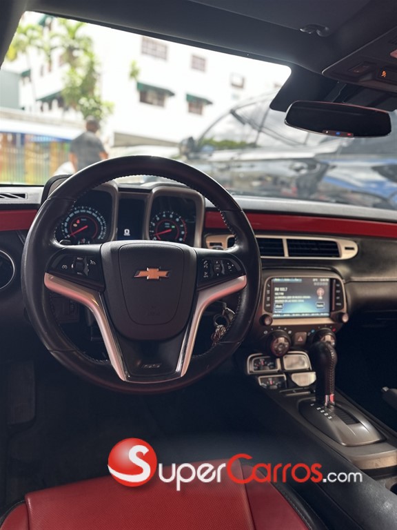 2015 Chevrolet Camaro SS — foto 8 / 10