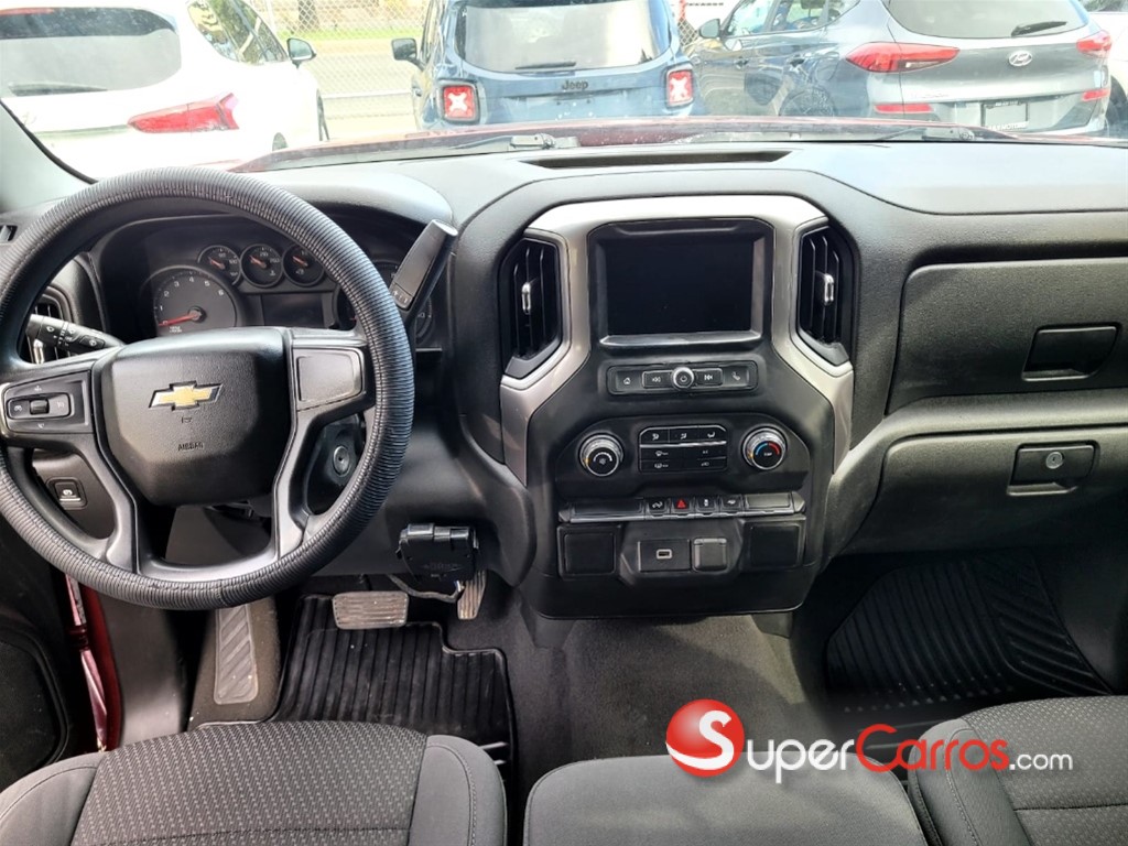 2020 Chevrolet Silverado Custom — foto 9 / 11