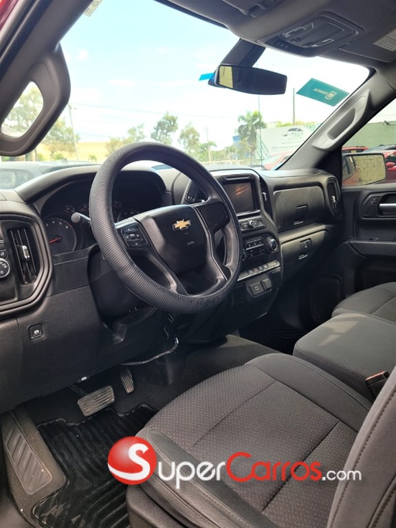 2020 Chevrolet Silverado Custom — foto 10 / 11