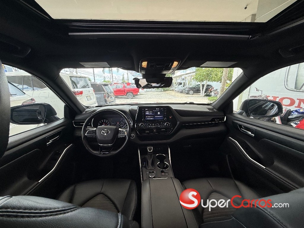 2021 Toyota Highlander XSE — foto 8 / 12