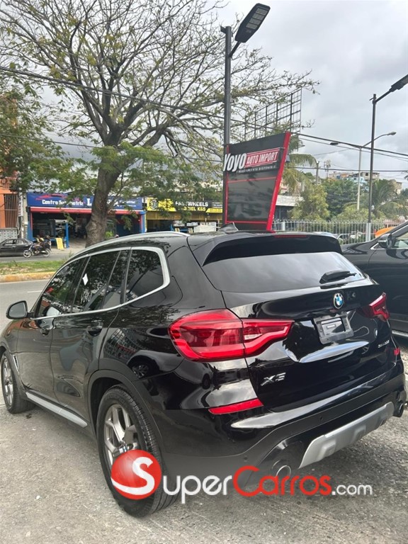 2021 BMW X 3 SDrive 30i — foto 2 / 10