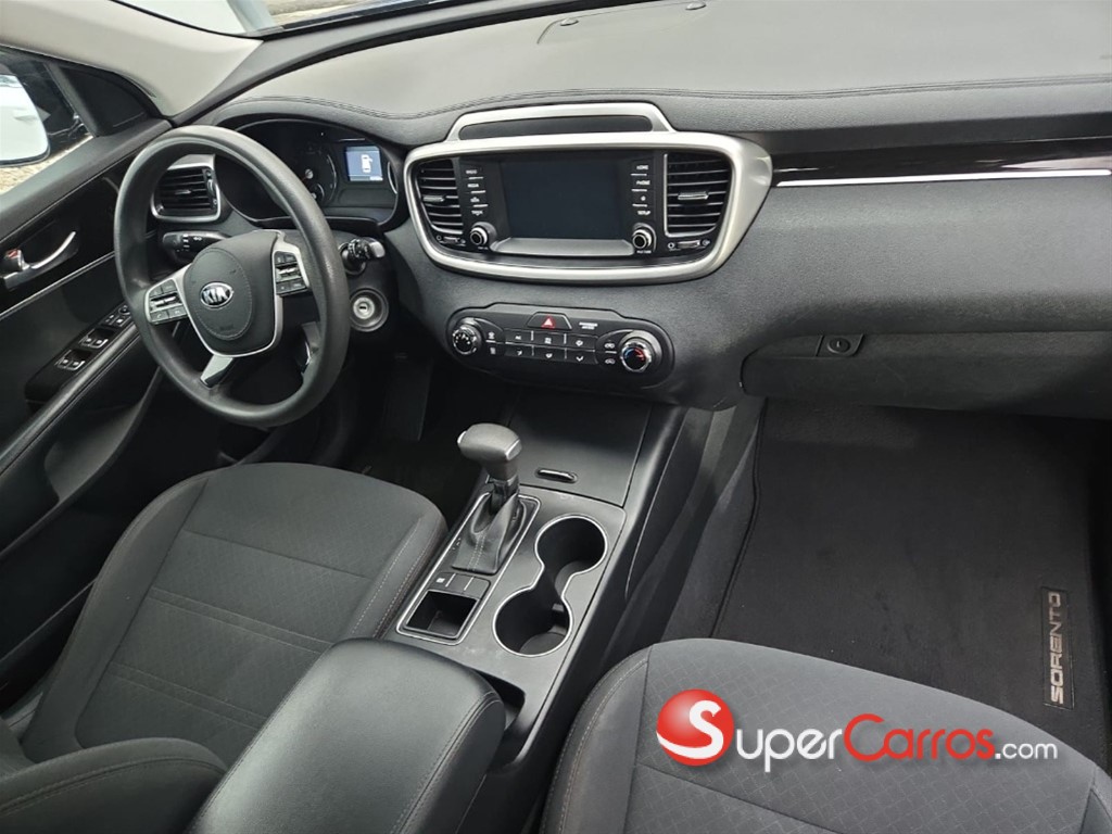 2020 Kia Sorento LX — foto 5 / 7