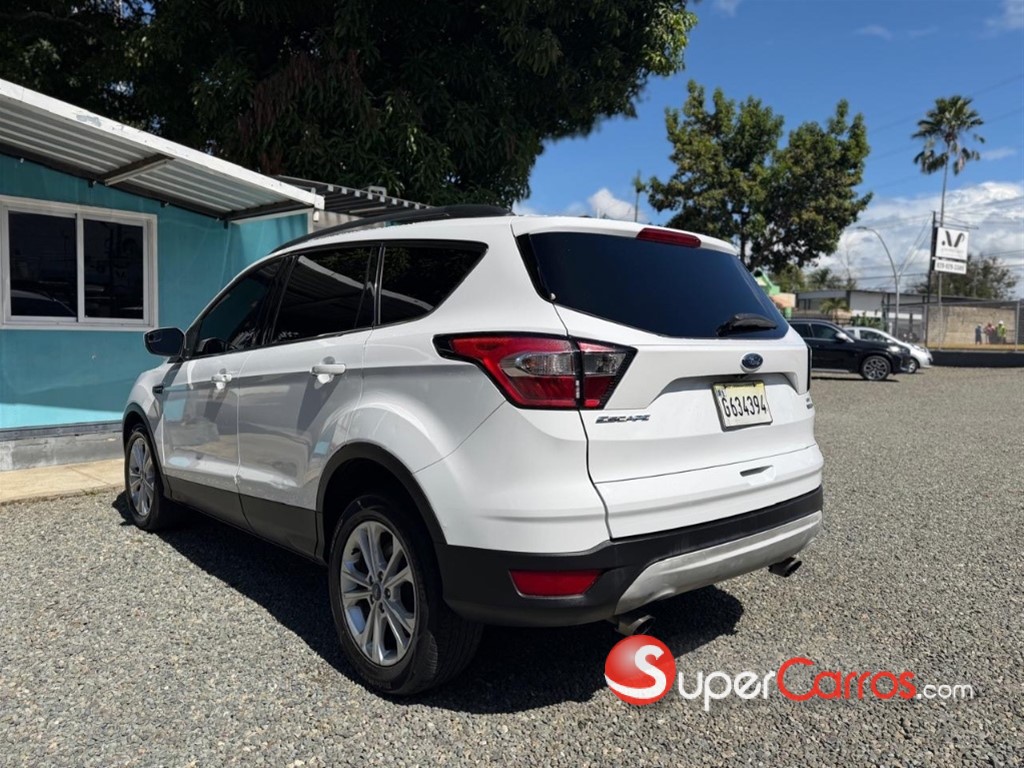 2018 Ford Escape SE Ecoboost — foto 6 / 12