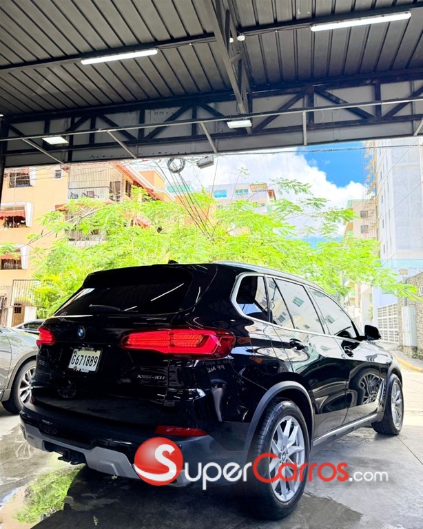 2020 BMW X 5 XDRIVE 40i — foto 6 / 8
