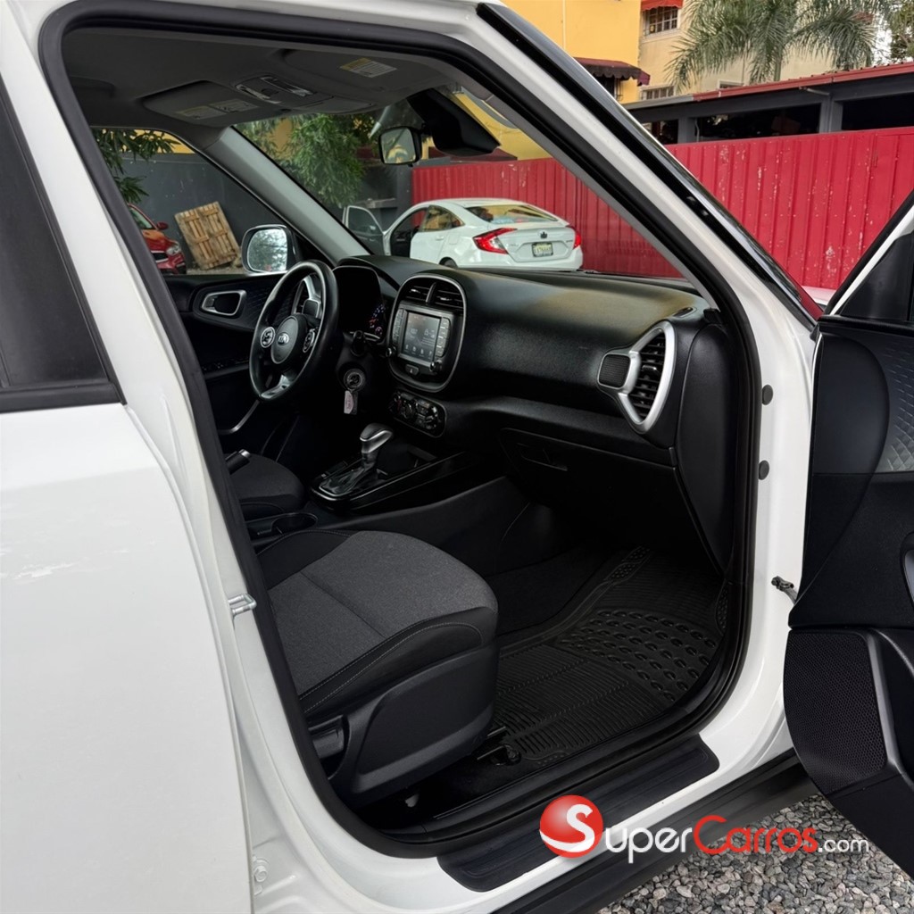 2020 Kia Soul S — foto 9 / 12