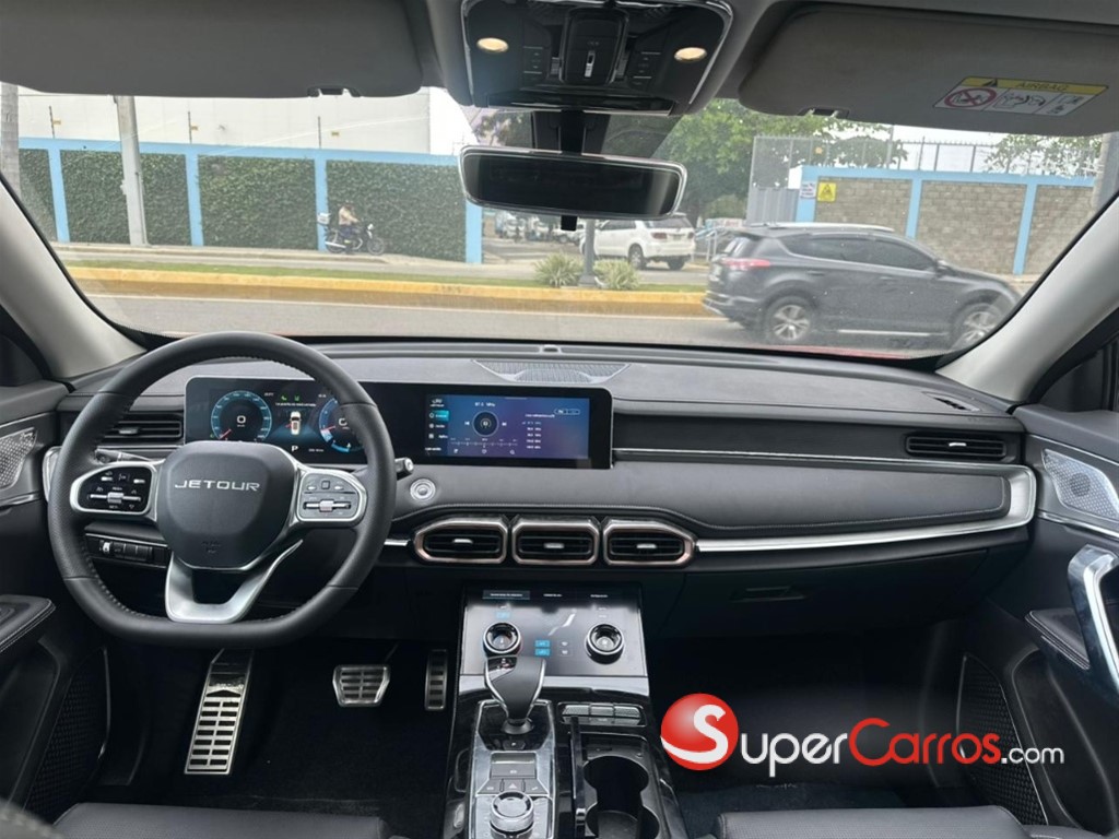2024 Jetour X70 PLUS — foto 9 / 12