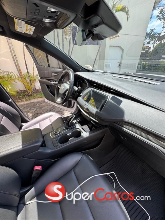 2021 Cadillac XT4 — foto 7 / 12