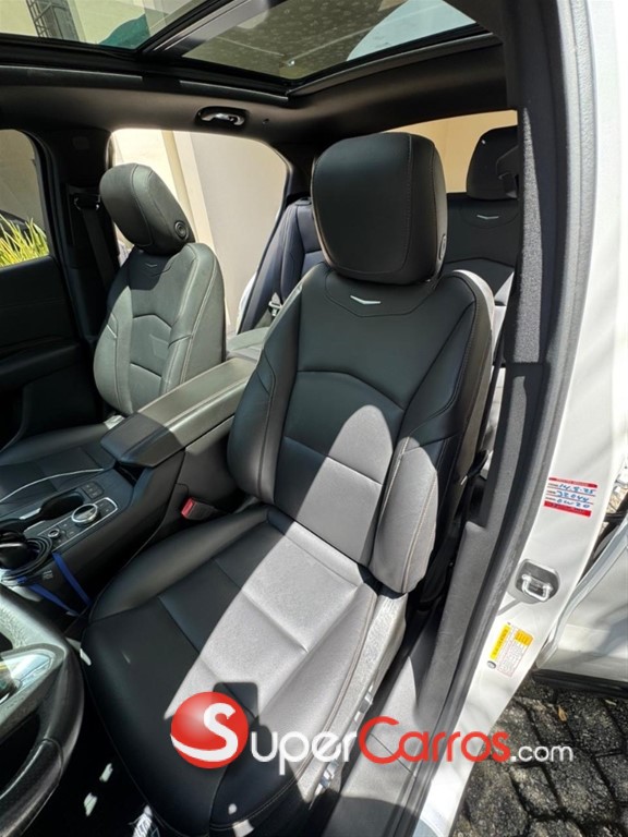 2021 Cadillac XT4 — foto 9 / 12