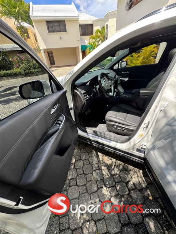 2021 Cadillac XT4 — foto 10 / 12