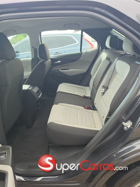 2022 Chevrolet Equinox LS — foto 5 / 8