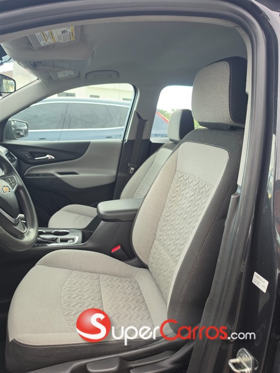 2022 Chevrolet Equinox LS — foto 6 / 8