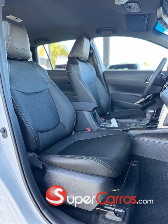 2025 Toyota Corolla Cross Hibrid — foto 5 / 11