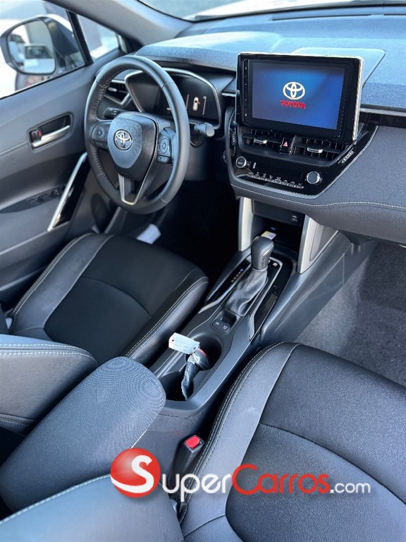 2025 Toyota Corolla Cross Hibrid — foto 6 / 11