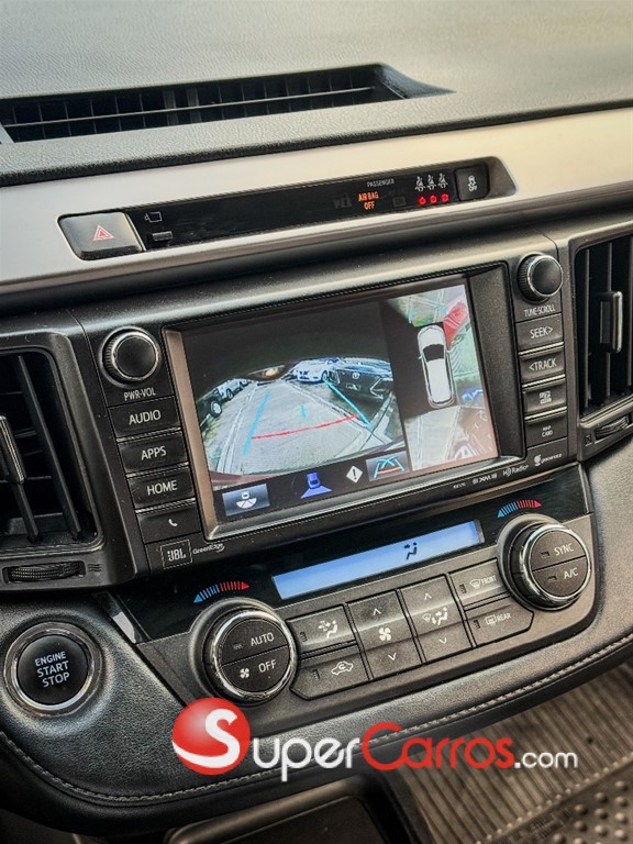 2018 Toyota RAV4 Limited — foto 9 / 12
