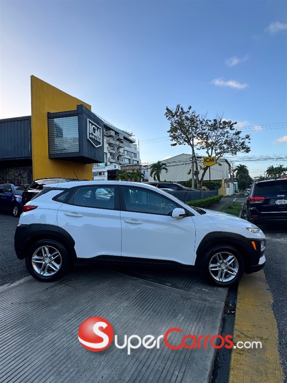 2020 Hyundai KONA — foto 2 / 12