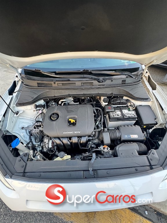 2020 Hyundai KONA — foto 12 / 12