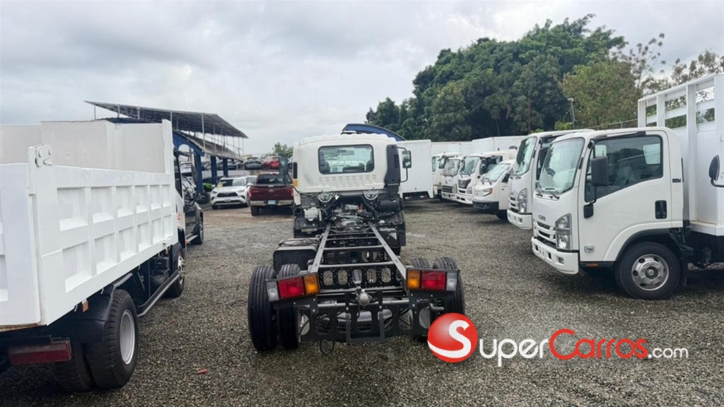 2026 Isuzu FRR 21 Pie — foto 9 / 11