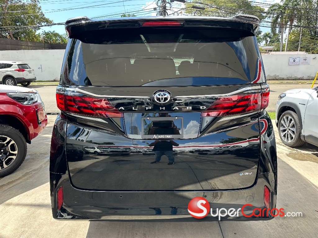 2026 Toyota Alphard Limited Hybrid — foto 3 / 10