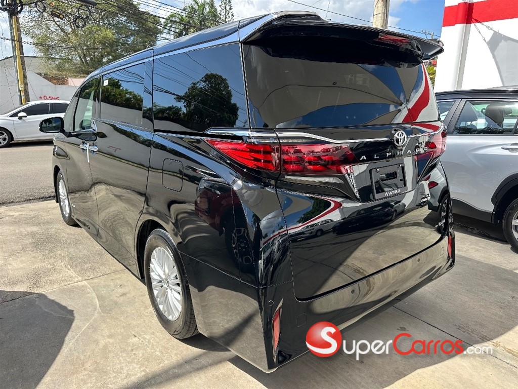 2026 Toyota Alphard Limited Hybrid — foto 4 / 10