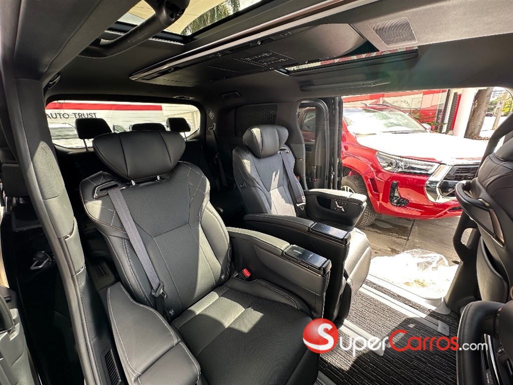 2026 Toyota Alphard Limited Hybrid — foto 10 / 10