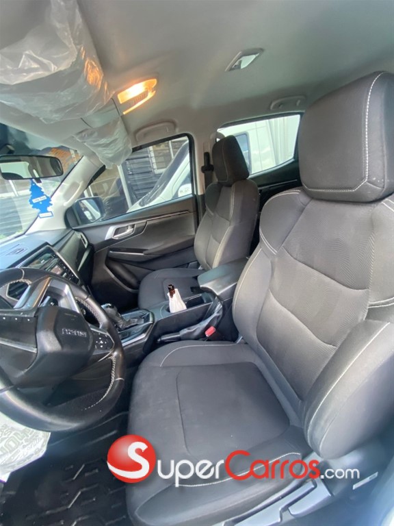 2024 Isuzu DMAX — foto 7 / 11
