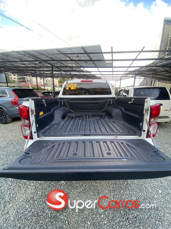 2024 Isuzu DMAX — foto 11 / 11