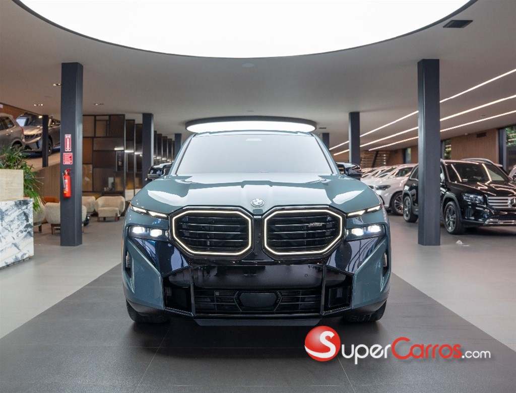 2024 BMW XM — foto 7 / 10
